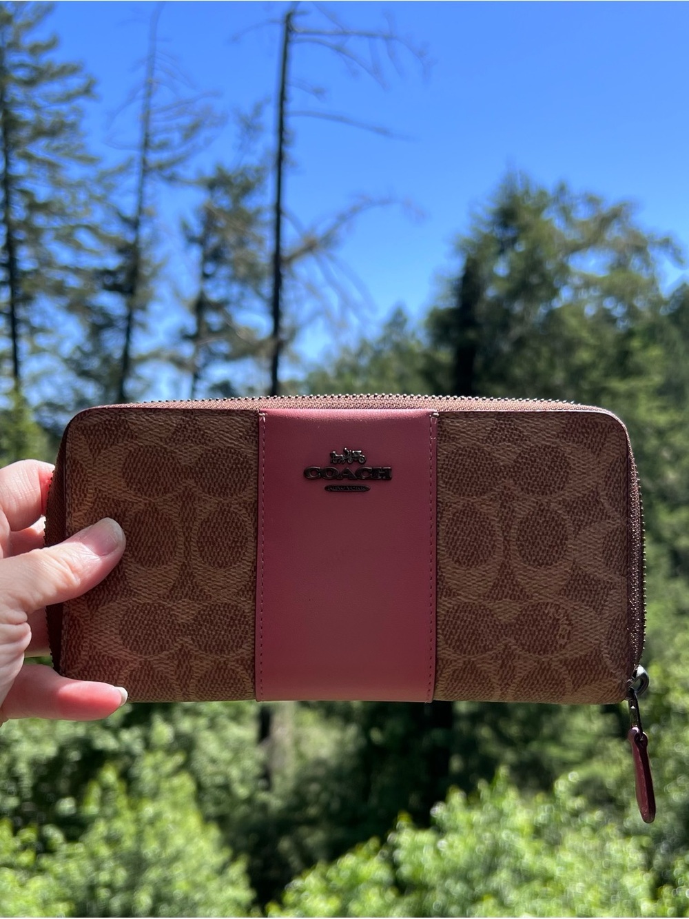 COACH Long Zip-Around Wallet Tan/Pink Signature Canvas & Leather w Gold Hardware